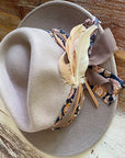hat 2
