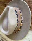 hat 2